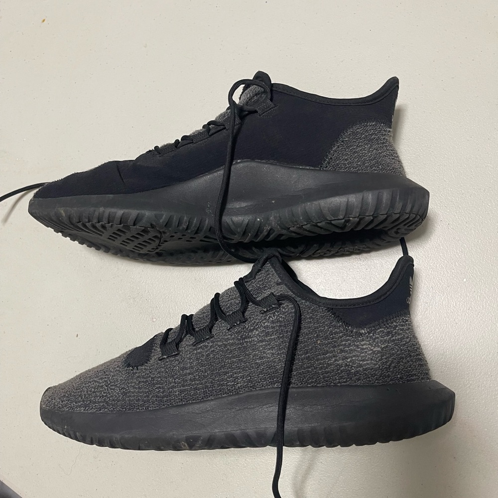 Adidas Tubular 10.5